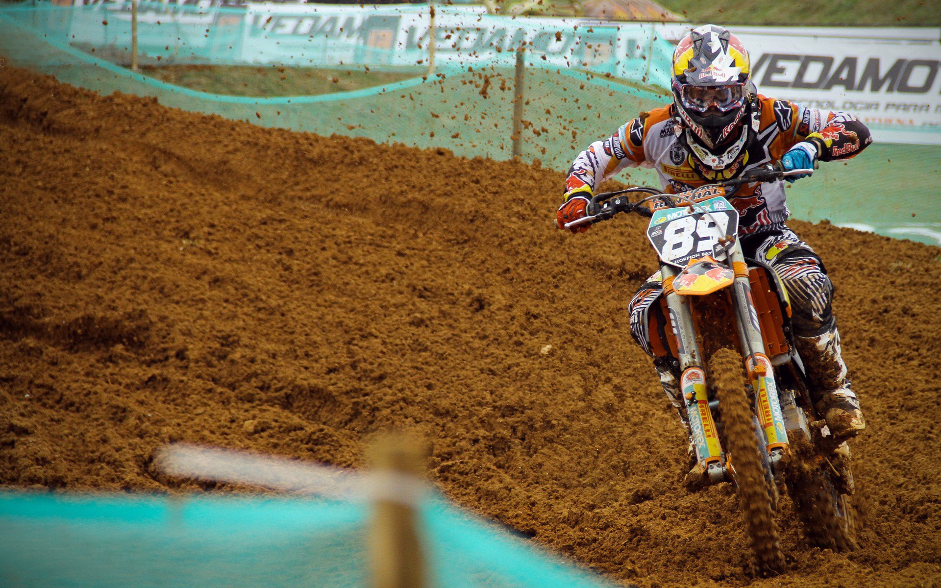 开云体育官网-那不勒斯对阵丹麦，当维苏威的火焰遇上北欧风暴，哈兰德打出生涯之夜  第2张