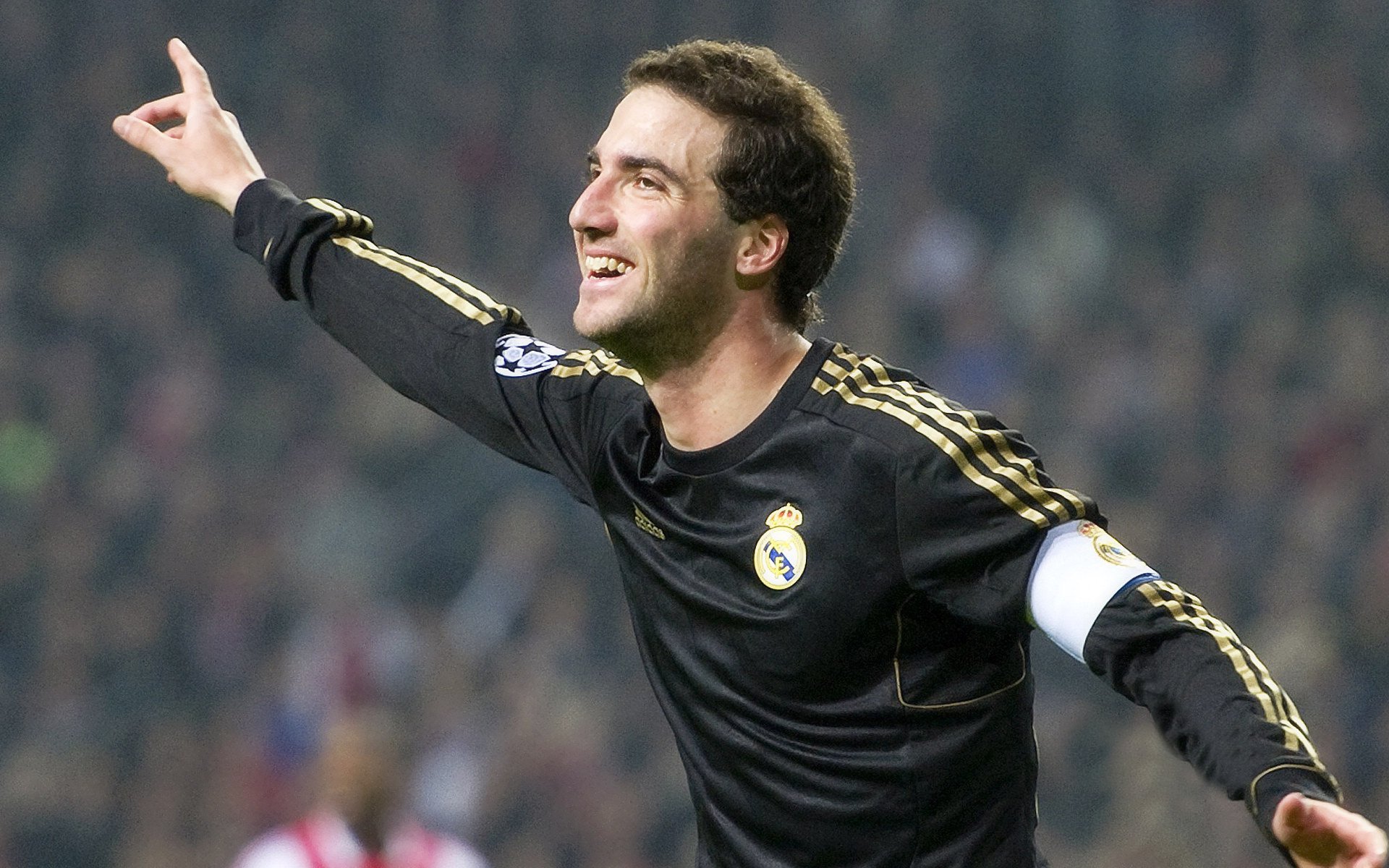 开云体育中国-维尼修斯一剑封喉，贝蒂斯淘汰赛力克法兰西